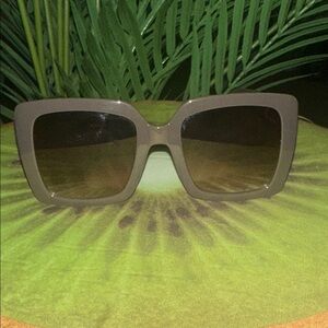 Elegant Grey/Pewter Square Sunglasses